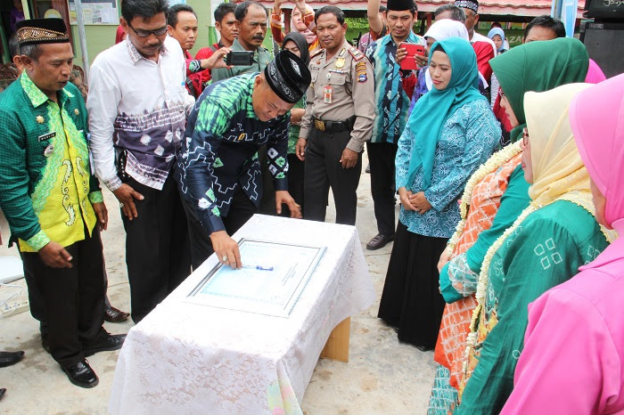  Peresmian Kampung KB di Desa Salat Makmur Kecamatan Beruntung Baru 